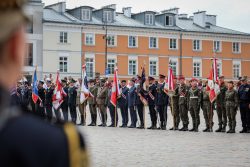 Jubileusz 35-lecia Straży Miejskiej m.st. Warszawy na Placu Zamkowym