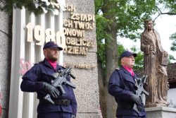 Straż Ochrony Kolei uczciła 46. rocznicę Strajku Lubelskich Kolejarzy