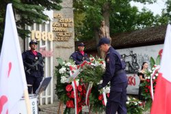 Straż Ochrony Kolei uczciła 46. rocznicę Strajku Lubelskich Kolejarzy