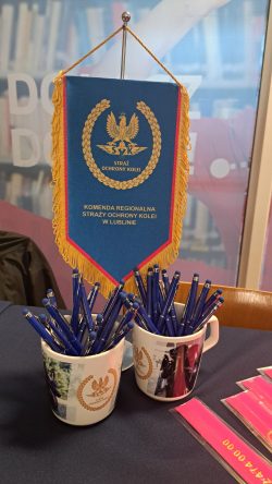 Przyszłość w mundurze – poznaj, zdecyduj, działaj.